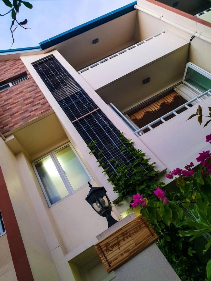 Reef Guest House Male Bagian luar foto