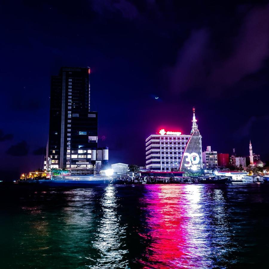 Reef Guest House Male Bagian luar foto