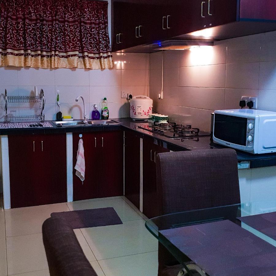 Reef Guest House Male Bagian luar foto