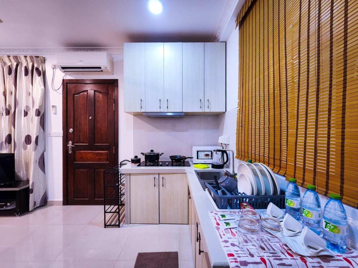 Reef Guest House Male Bagian luar foto